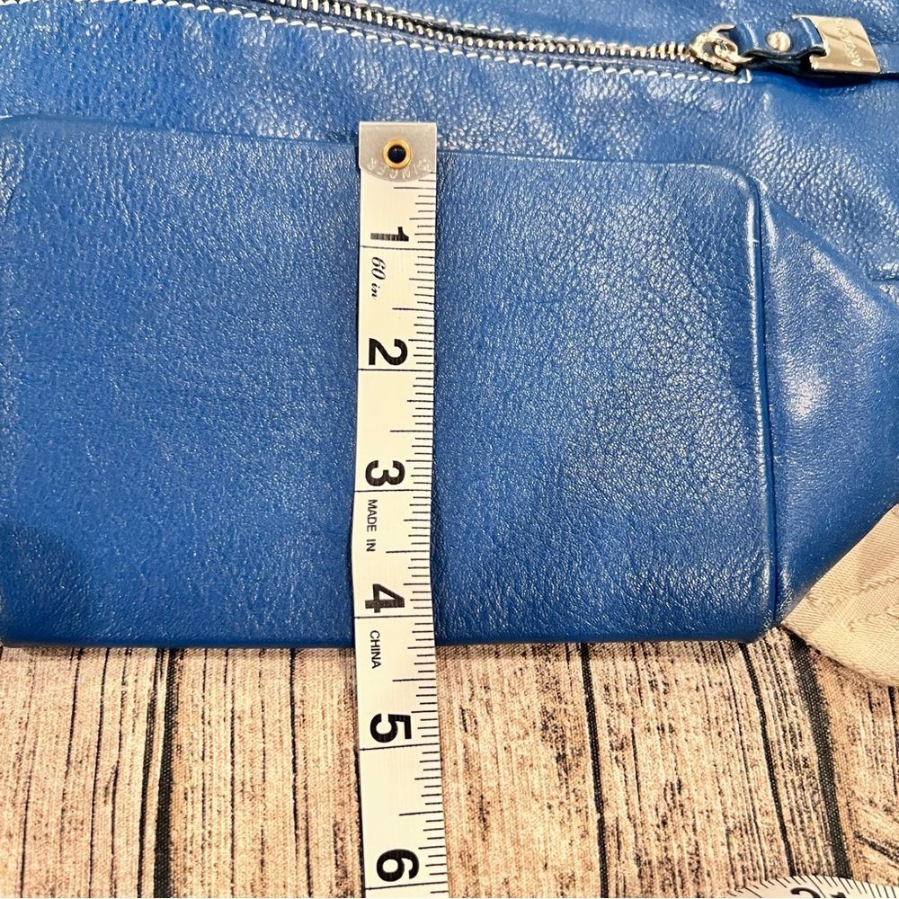 Arcadia blue leather crossbody handbag - Picture 4 of 12